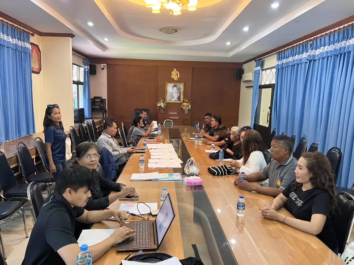 เข้าร่วมประชุมสรุปโครงการพระราชดำริฯ ด้านสาธารณสุข ร่วมกับผู้นำท้องที่และสอน.บ้านหาดยาย