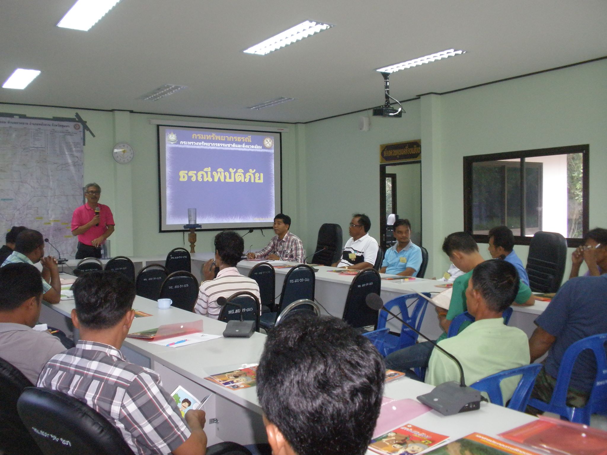 วันอาทิตย์ที่ 14 สิงหาคม 2559 ผู้นำชุมชนตำบลหาดยาย เข้าร่วมฝึกอบรมหลักสูตร 